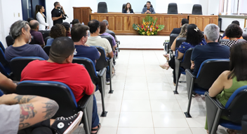 Imagem da notícia: Primeira audiência pública debate princípios e finalidades da UESC